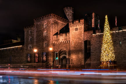 4* Cardiff Christmas Break: Breakfast & Wine for 2 - Dinner Upgrade!