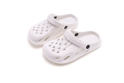 Lightweight Croc Inspired Clog Slippers in 5 Colours and Multiple Sizes