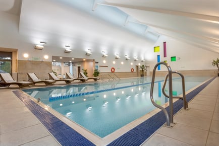 4* Ashford International - 5 Health Club, Swim & Fitness Day Passes