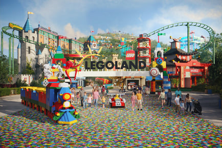 3* or 4* London Hotel Stay: 1-2 Nights & Legoland Windsor Ticket