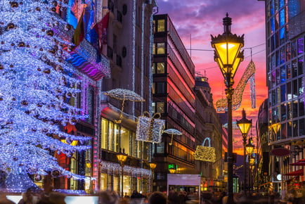 Budapest Christmas Market Stay - Award Winning Hotel, Breakfast & Flights