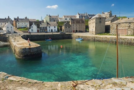 Portsoy, Scotland: 4* Durn House Stay, Cocktail & Breakfast For 2