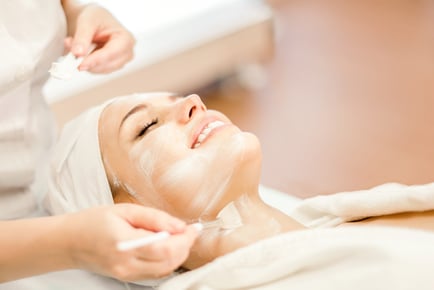 Pamper Package - Acupressure & Facial Reflexology