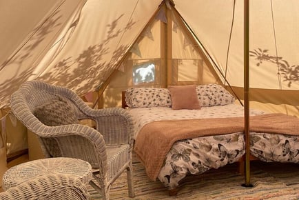 Stratford Upon Avon Glamping Stay: Early Check-in & Late Checkout for 2