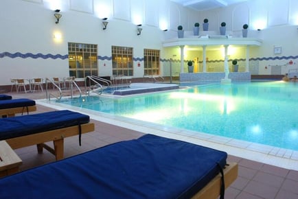 4* Spa Day at Belton Woods - Treatments, Lunch & Prosecco