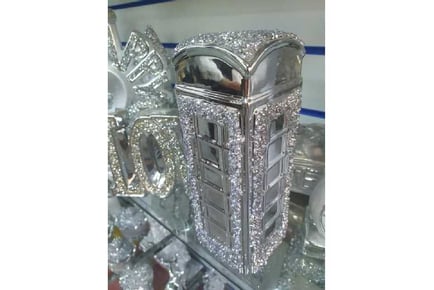 Sparkle Phone Booth Crushed Diamond