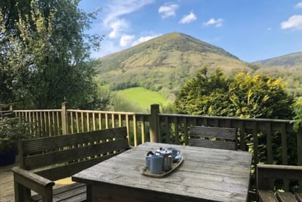 Wales Glamping Getaway for 2 - Brecon Beacons - 2 Nights