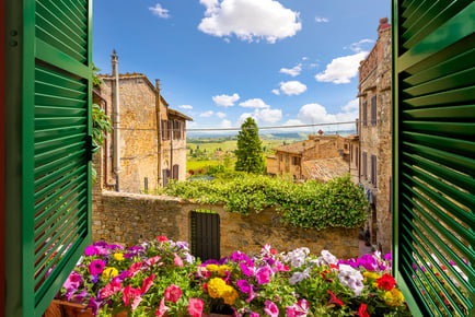 Tuscany, Italy Break - 4* San Gimignano Hotel, Breakfast & Flights