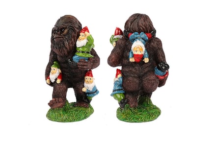 Animal Attacking Garden Gnomes Statue - 7 Options