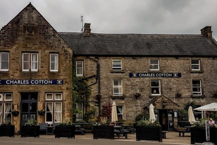 4* Buxton, Peak District Stay & Breakfast for 2 - Dining Upgrade!