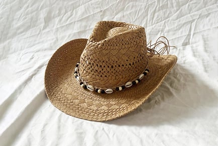 Cowboy Straw Hat with Shell Decoration