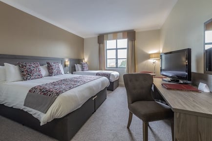 Armagh Hotel Stay: Breakfast & Dining Voucher for 2 - Autumn Availability