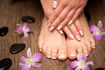 30 Minute Express Manicure or Pedicure - Chiswick High Street