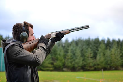 Clay Pigeon Shooting Experience in Cheshire