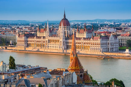 Multi City Break: Prague & Budapest Hotel Stays & Return Flights- Central Location- 4 or 6 Nights!