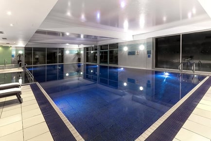 4* Crowne Plaza Marlow Stay for 2: Spa Access and Dinner