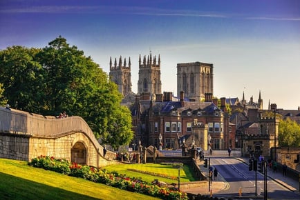 Holiday Inn York Getaway & Breakfast For 2