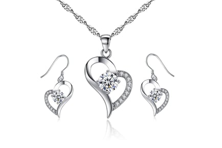 Heart-Shaped Rhodium Plated Jewellery Set with Austrian Crystals!