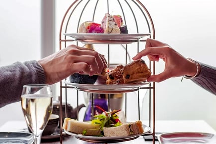 Spa Day for 2 at Parkmore Hotel with Prosecco Afternoon Tea, Stockon-on Tees