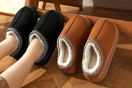 Ugg Inspired Unisex Slip-On Fuzzy Slippers - 5 Sizes, 4 Colours