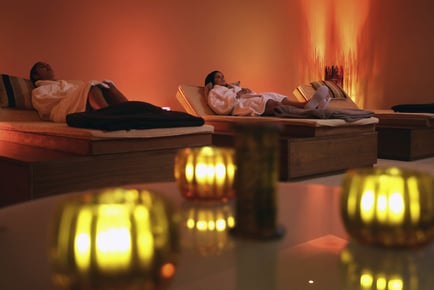 4* Spa Day With 50-Min Treatment, Afternoon Tea, Bubbly, Robes & £10 Voucher - Cardiff