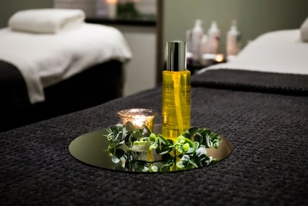 4* Recharge Autumn Escape Spa Day - 25 Minute Treatment and Voucher