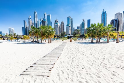 Half Board Dubai Holiday with Return Flights @ 5* W Dubai- The Palm