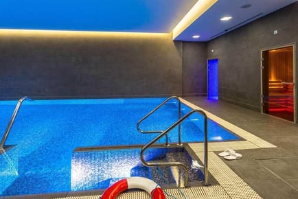 5* Courthouse Hotel Spa Day With 2 Treatments, Bubbly and Voucher - Shoreditch