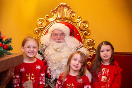 Gulliver's Land Milton Keynes Christmas - Santa Sleepover - Up to 4-6 People