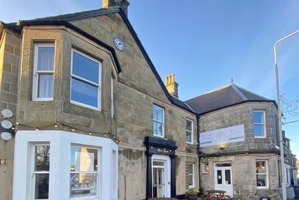 4* The Fig Tree, Glenrothes Stay for 2 - Breakfast, Wine & Late Check Out - 1, 2 or 3 Nights