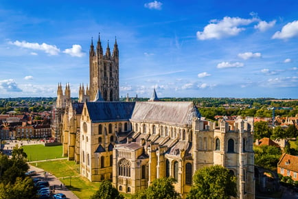 Canterbury Best Western Abbots Barton Christmas Stay: Breakfast, Pizza & Drink for 2