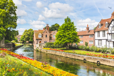 Canterbury Best Western Abbots Barton Stay: Breakfast, Pizza & Drink for 2