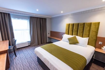 1-2 Night Surrey Spa Break: The Hog's Back Hotel Stay & Breakfast for 2