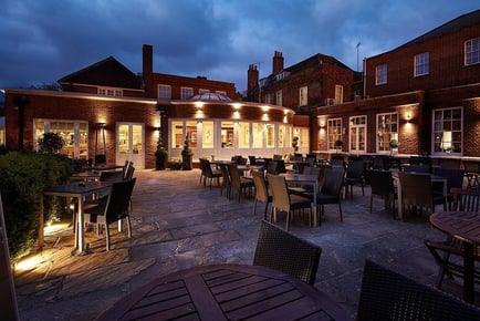 4* Windsor Hotel Stay: Breakfast, Dinner & Leisure Access for 2