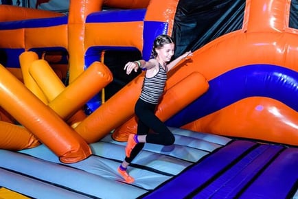 1 or 2hr Open Jump Pass - Gravity Active Birmingham