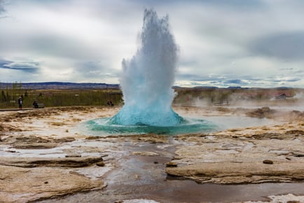 4* Iceland Escape - Reykjavik Hotel, Return Flights & Optional Golden Circle Tour!