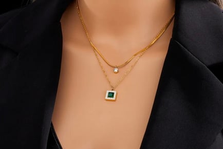 Luxury Gold-Plated and Emerald High-Quality Jewellery Set