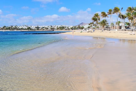 4* Lanzarote Beach Holiday & Flights - 3-7 Nights!