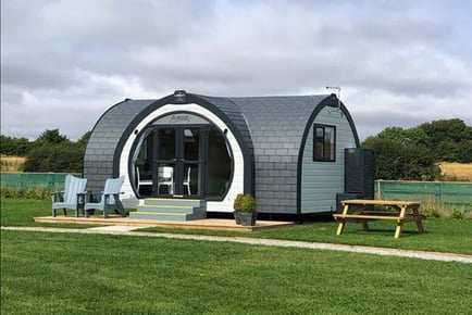 2-4 Night East Yorkshire Luxury Glamping Pod & Prosecco - 2-4 People!