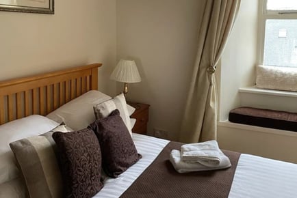 Loch Awe Stay for 2 with Breakfast, Dinner and Late Checkout at Portsonachan Hotel