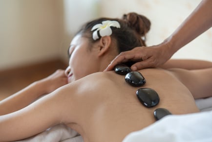 Warming Hot Stone Massage With £10 Voucher - Shepherds Bush