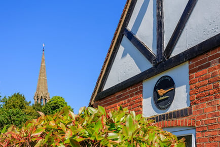 Stratford-upon-Avon Hotel Stay & Prosecco for 2 - Breakfast & Dinner Upgrade!