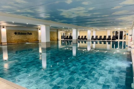 4* Award-Winning Spa Day & Serail Mud Chamber for 2 - Holmer Park, Hereford