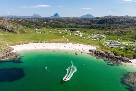 Beachside Highlands Glamping Pod: Bubbles & Hamper for 2 - Pod Upgrade Option!