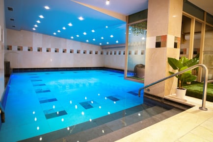 PRICE DROP! 5* Courthouse Hotel: Japanese Head Spa, Spa Access & Prosecco - Oxford Street