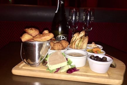 Romantic Dinner for Two with a Bottle of Prosecco - Liverpool