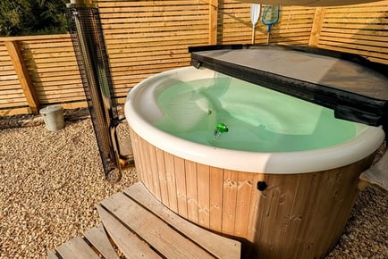 1-3 Night Ayrshire Countryside Lodge Stay for 2 - With Private Hot Tub