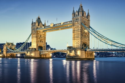 3* or 4* London Hotel Stay with Theatre Ticket to The Years