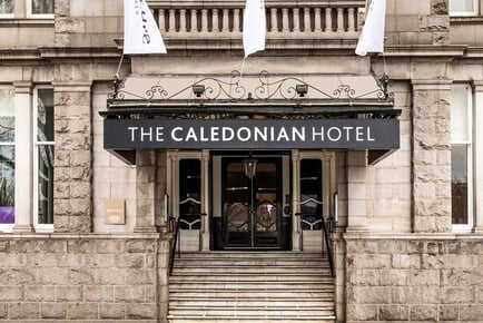 4* Aberdeen Stay for 2 - Deluxe Room, Breakfast & Late Checkout