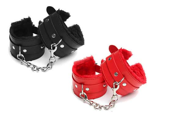 Furry Hand Cuffs 1